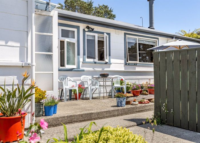  at 40 Cook Street, Carters Beach, Buller, West Coast