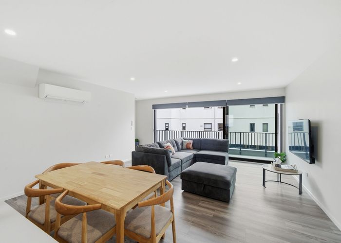  at 2/240 Worcester Street, City Centre, Christchurch City, Canterbury