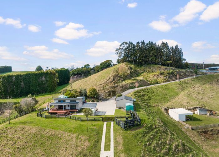  at 90 Hereford Road, Tauranga