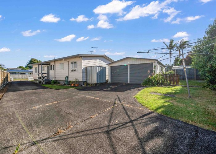  at 20 Justamere Place, Weymouth, Manukau City, Auckland