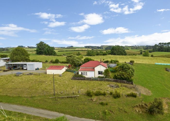  at 19 Graves Street, Eltham, Eltham