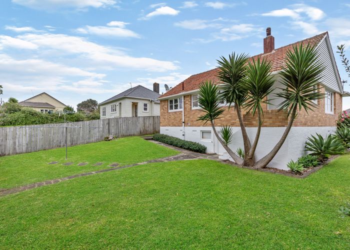  at 63 Mccullough Avenue, Mount Roskill, Auckland