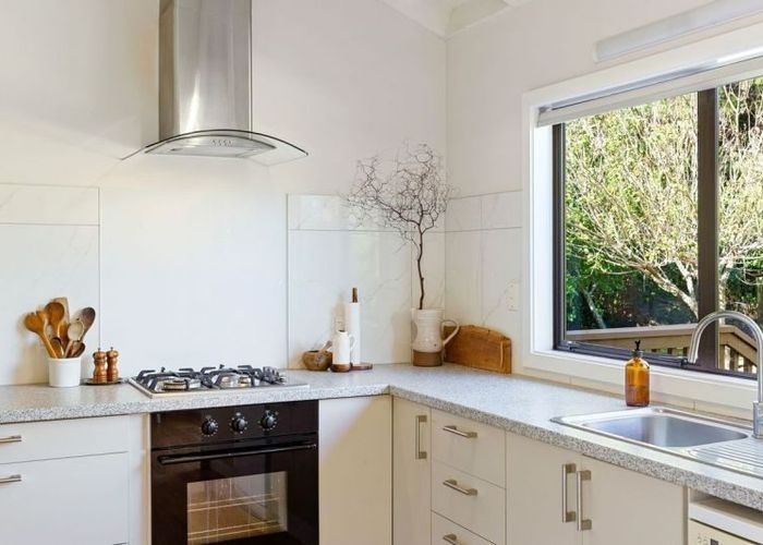  at 27 Fincham Rd, Raumati Beach, Kapiti Coast, Wellington