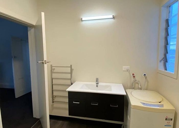  at 2/106 Cargill Street, City Centre, Dunedin, Otago