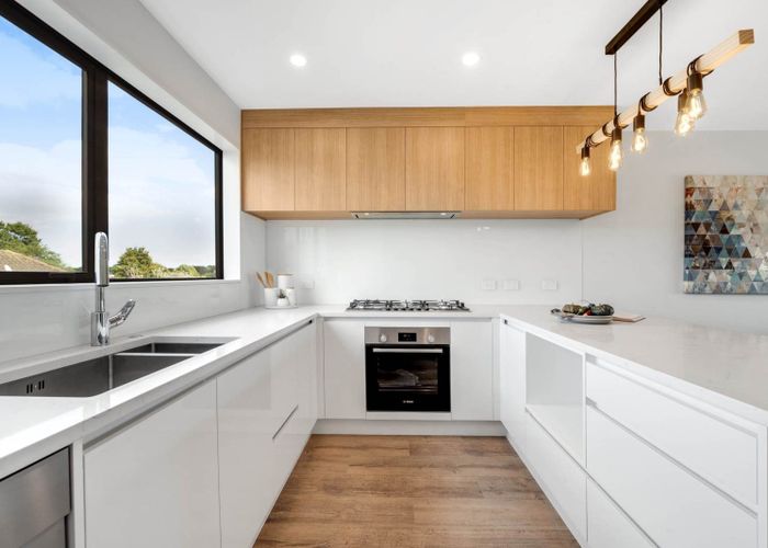  at 15E Tomintoul Place, Highland Park, Manukau City, Auckland