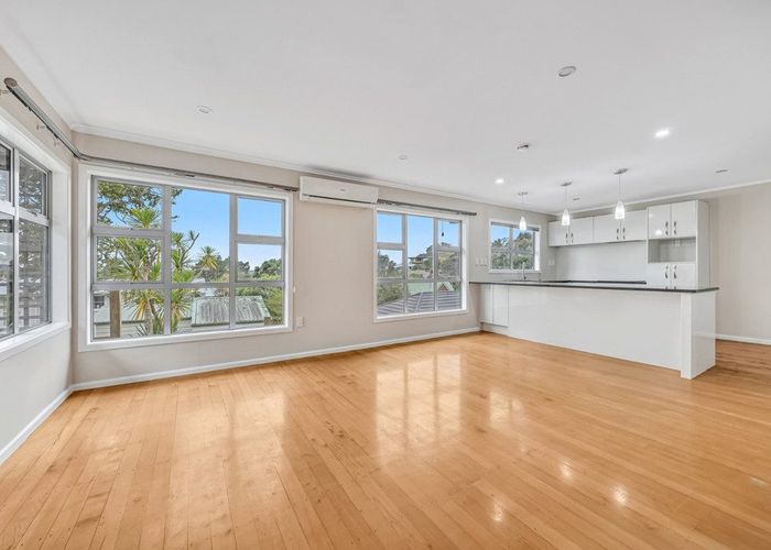  at 33B Fairmount Road, Titirangi, Waitakere City, Auckland