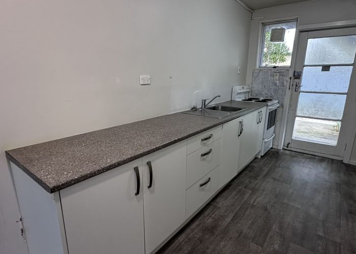  at 1/483 Hereford Street, Linwood, Christchurch City, Canterbury
