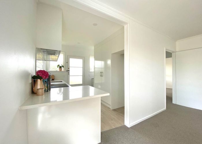  at 2/21 Alcock Street, Mount Wellington, Auckland City, Auckland