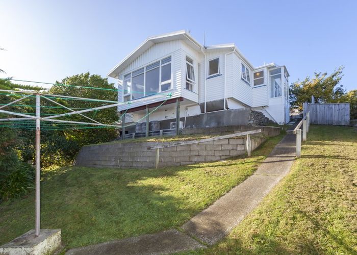  at 17 Kiwi Road, Raumati Beach, Paraparaumu