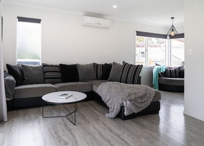  at 18a Crosby Rd, West Harbour, Waitakere City, Auckland