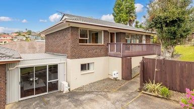  at 2/76 Velma Road, Hillcrest, Auckland