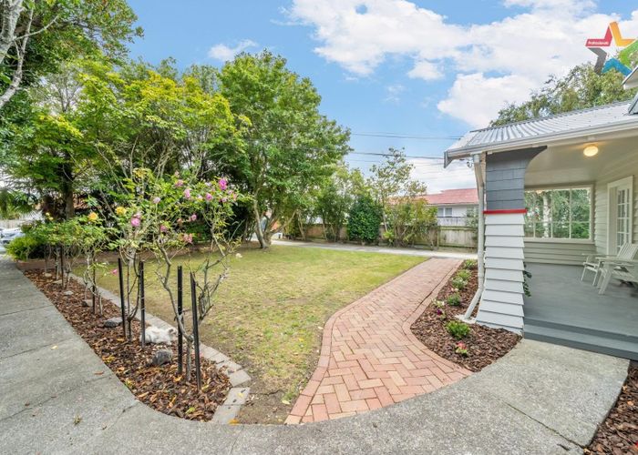 Free property data for 122 Waiwhetu Road, Waterloo, Lower Hutt homes