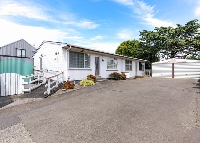  at 2/26 Frederick Street, Waltham, Christchurch