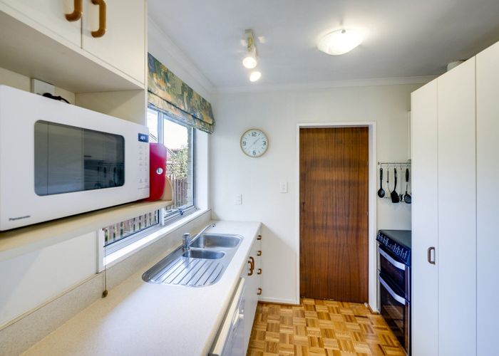  at 520 Lyndhurst Road, Frimley, Hastings