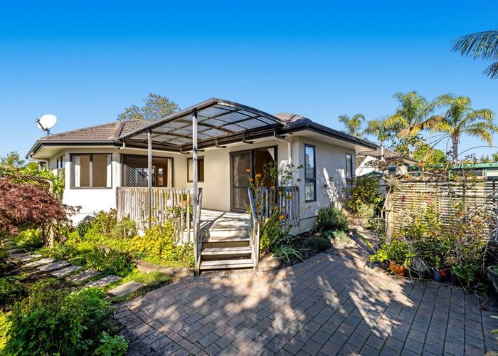  at 43 Riverstone Road, Te Atatu Peninsula, Waitakere City, Auckland