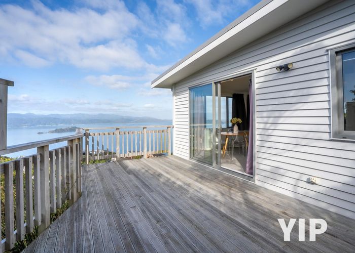  at 4B Sunhaven Drive, Newlands, Wellington, Wellington