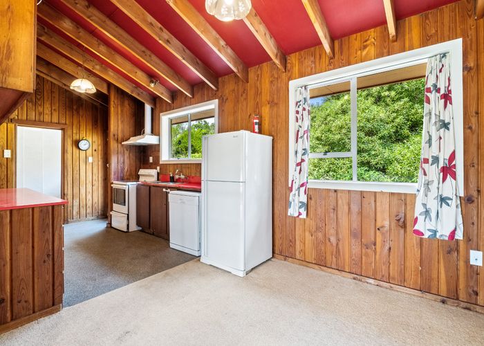  at 242 Tomahawk Road, Ocean Grove, Dunedin, Otago