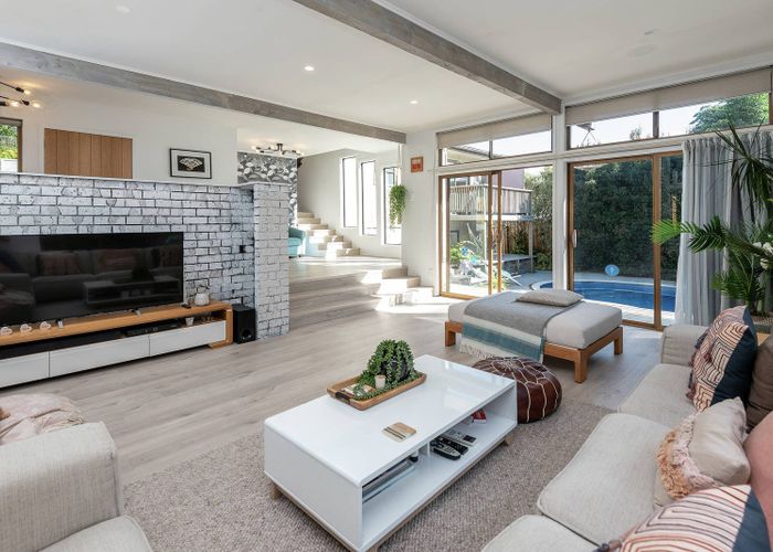  at 49 Union Road, Howick, Auckland