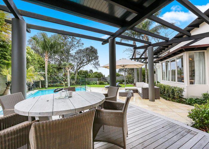  at 2 Clifton Road, Hauraki, North Shore City, Auckland