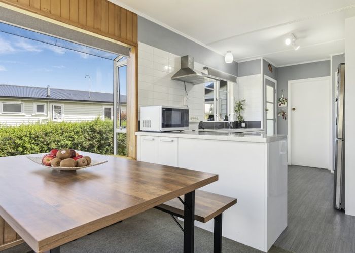  at 1 London Terrace, Welbourn, New Plymouth