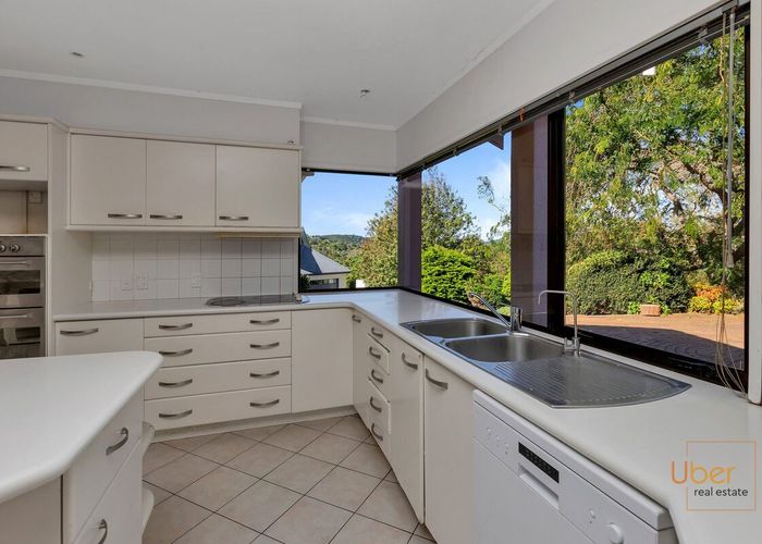  at 11 DAVIDSON AVE, TAMATERAU, WHANGAREI