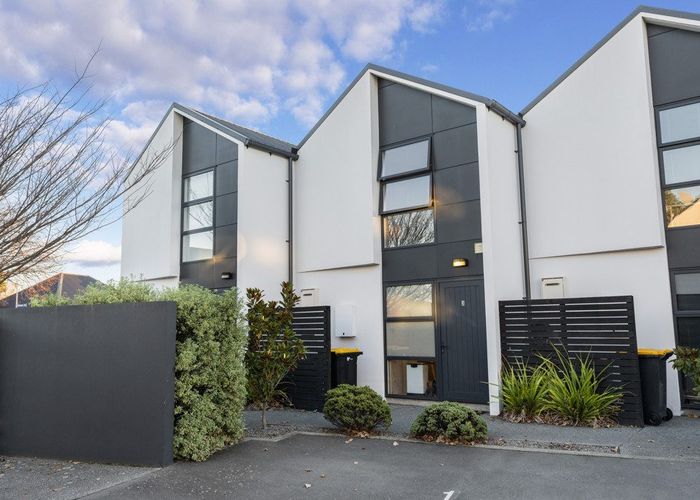  at 2/259 Kilmore Street, Christchurch Central, Christchurch