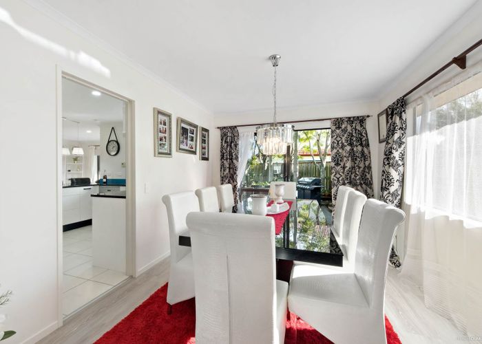  at 62 Thornbury Crescent, East Tamaki Heights, Auckland