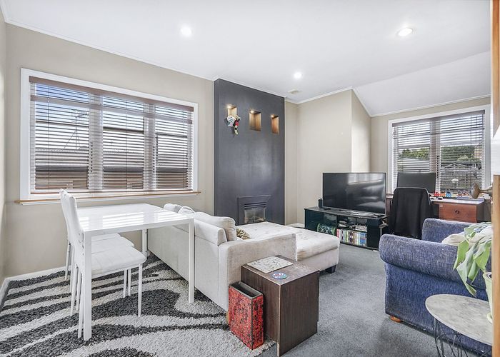  at 116 Forest Lake Road, Forest Lake, Hamilton