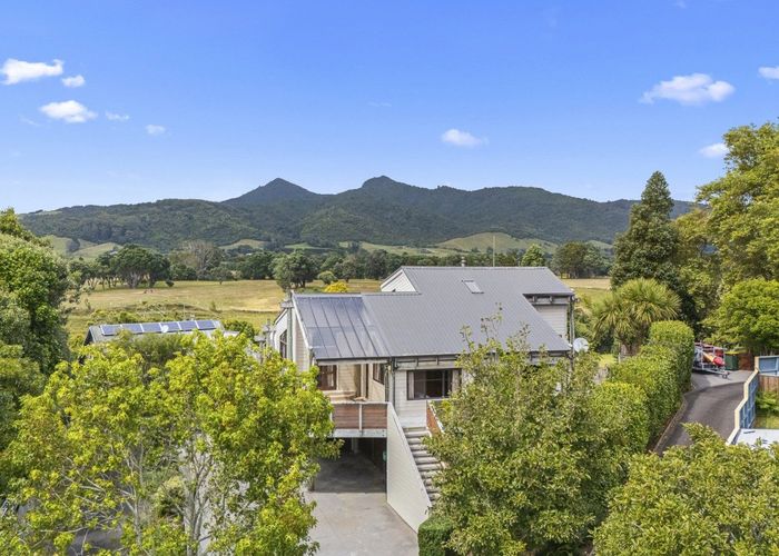  at 12 Kaitake Place, Oakura, New Plymouth, Taranaki