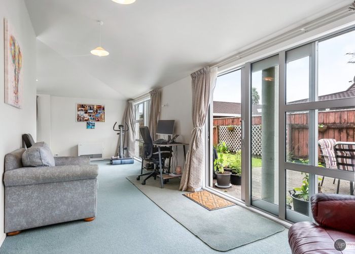  at 4/30 Bauchop Road, Waterloo, Lower Hutt