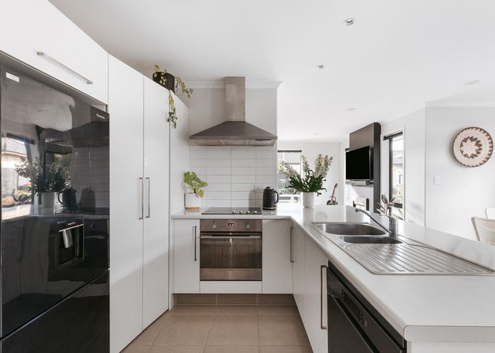  at 61 Twin Oak Avenue, Papamoa Beach, Papamoa