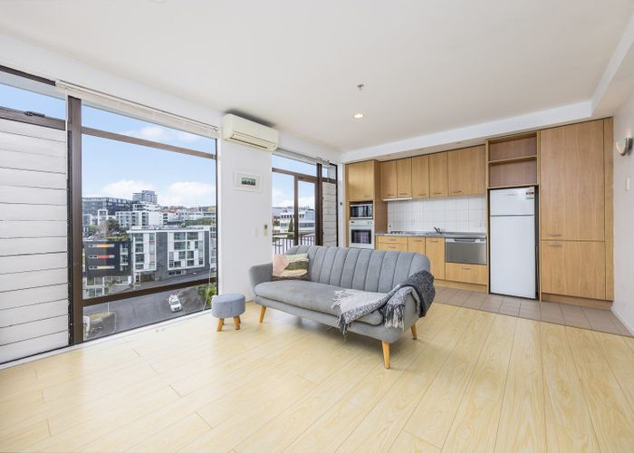  at 3J/7 Charlotte Street, Eden Terrace, Auckland City, Auckland