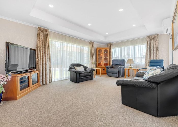  at 17 Covina Place, Somerville, Auckland