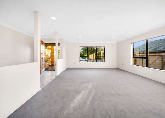  at 93 Rushgreen Avenue, Pahurehure, Papakura