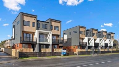  at 10/1F Rosyth Avenue, Bayswater, Auckland