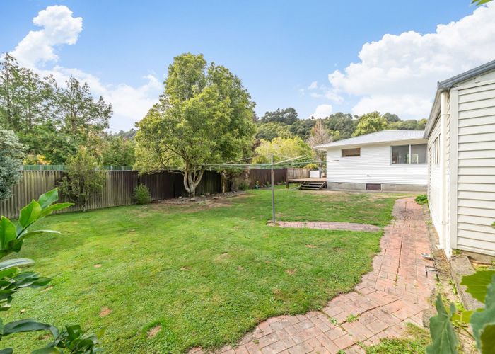  at 25 Molloys Road, Te Marua, Upper Hutt