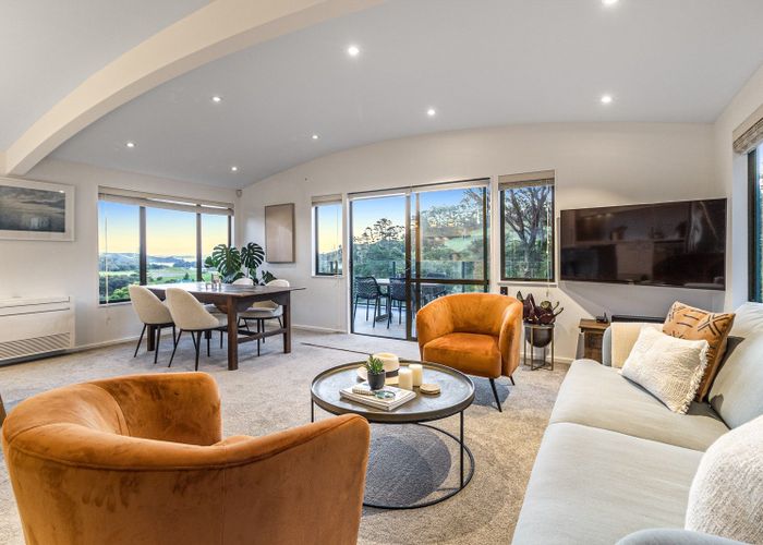  at 15 Bay Road, Ostend, Waiheke Island