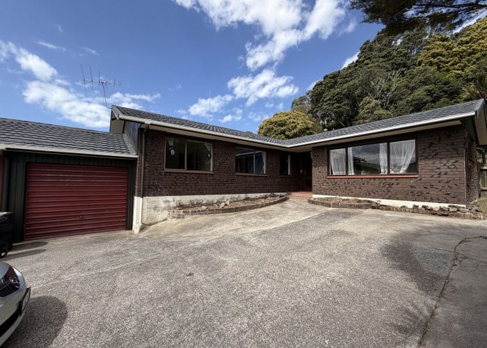  at 2/35 Palliser Lane, Browns Bay, North Shore City, Auckland