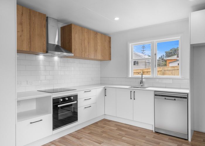  at 8 Hampshire Street, Cannons Creek, Porirua, Wellington