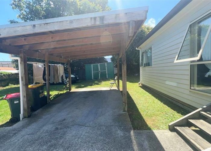  at 204 Preston Road, Otara, Auckland