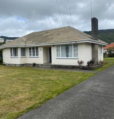  at 5 Oxford Street, Tawa, Wellington