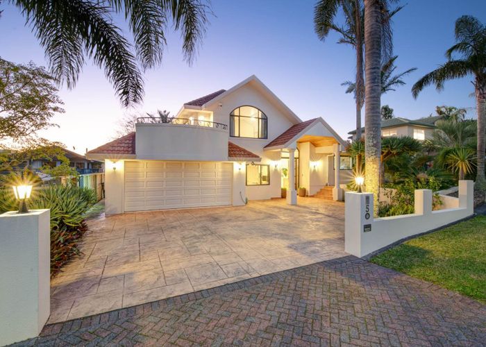  at 5 Kahala Place, West Harbour, Waitakere City, Auckland