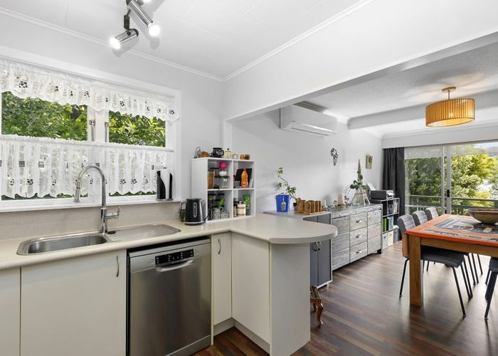  at 7 Zeala Grove, Stokes Valley, Lower Hutt, Wellington