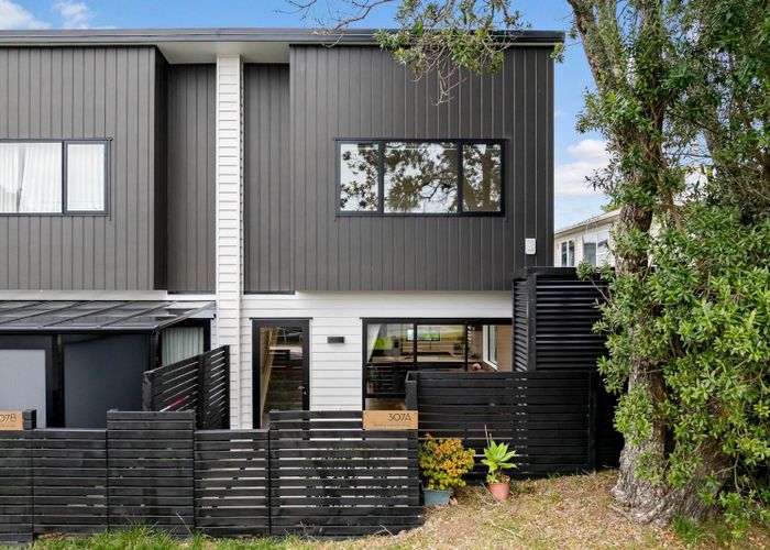  at 307a Beach Haven Road, Birkdale, North Shore City, Auckland
