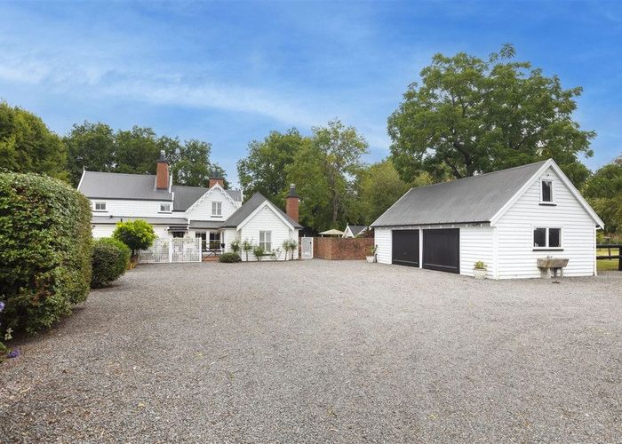  at 100 Threlkelds Road, Ohoka, Kaiapoi