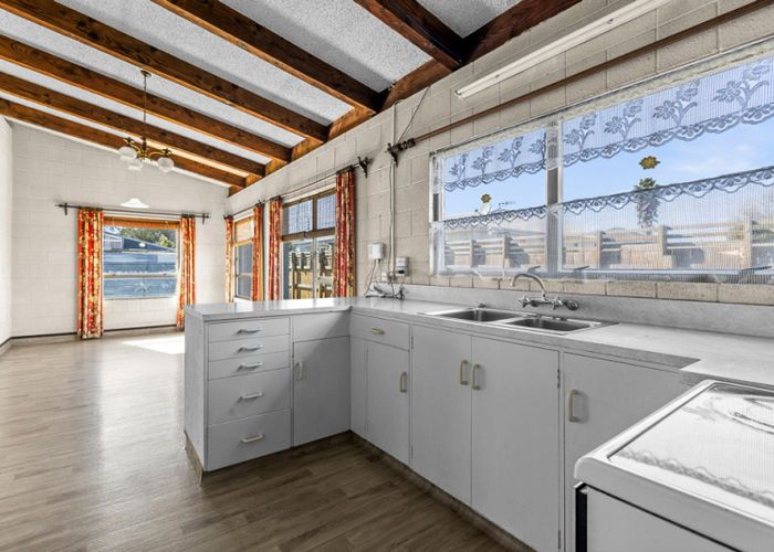  at 309 Frederick Street West, Mahora, Hastings, Hawke's Bay