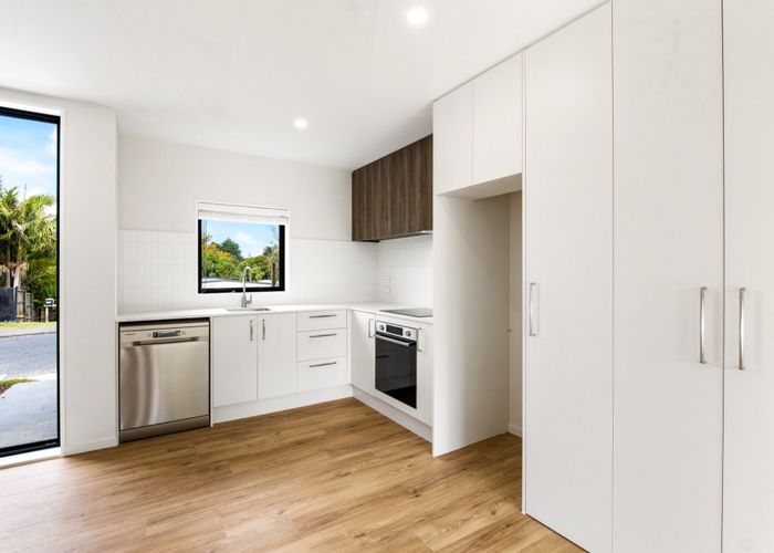  at 22 Lancaster Road, Beach Haven, North Shore City, Auckland