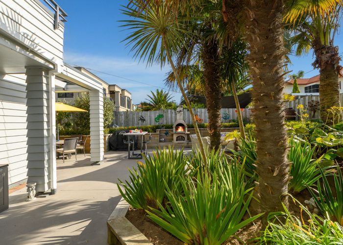  at 8 Seychelles Drive, Papamoa Beach, Papamoa