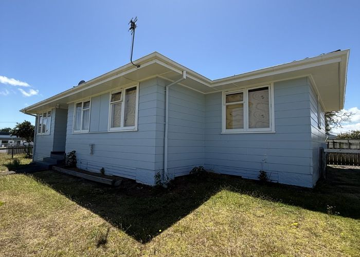  at Mangere East, Manukau City, Auckland