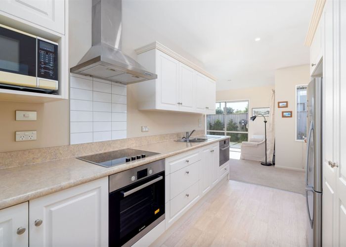  at 1 Streamside Court, Woolston, Christchurch